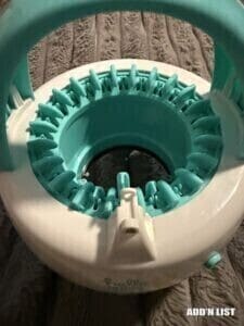 Knitting machine