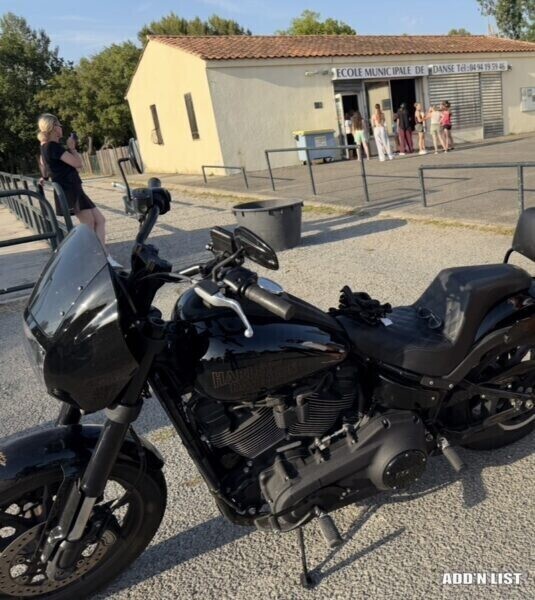 Low rider S club style