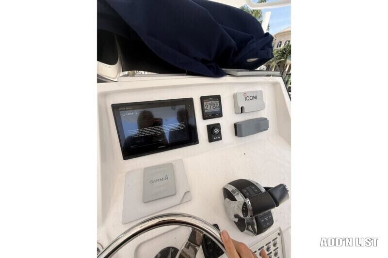 2016 Intrepid 327 Open 32’