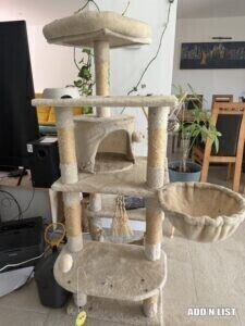 Cat tree