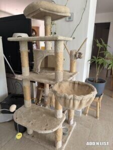 Cat tree