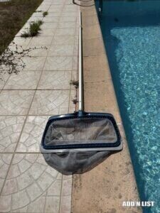 Pool cleaning net