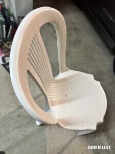8 Plastic chairs