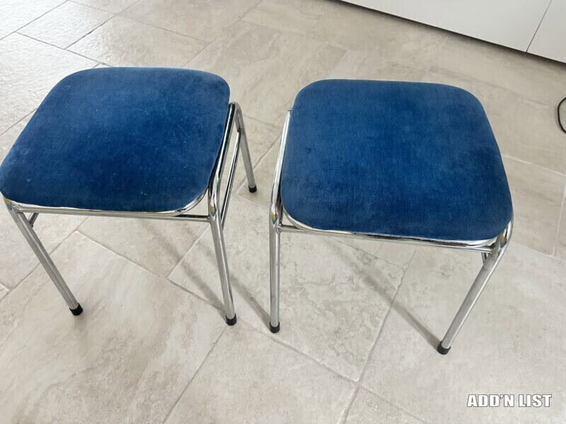 2 Little chairs
