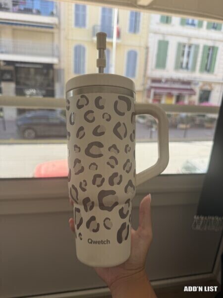 Water Bottle (1/1)