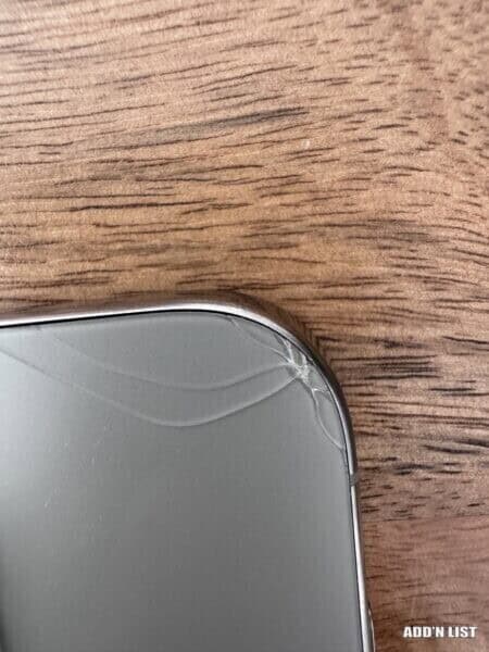iPhone 16 Pro Max – Natural Titanium – Excellent Condition (3/3)