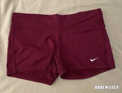 Red Nike short sport