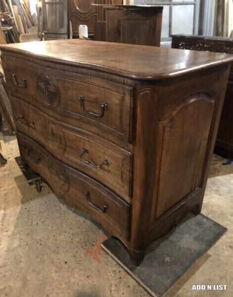 Vintage Chest of Drawers for Sale (1/1)