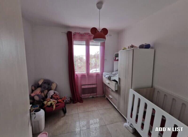 House like new (6/10)