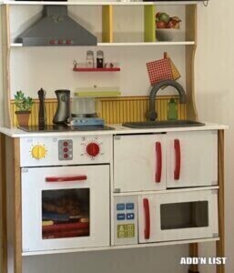Kids’ Wooden Play Kitchen